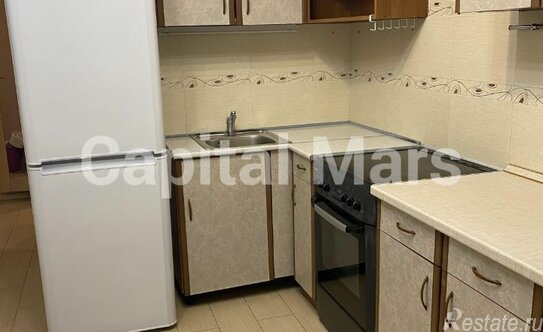 Аренда 2-комн квартиры на вторичном рынке Высокая улица,  д. 7