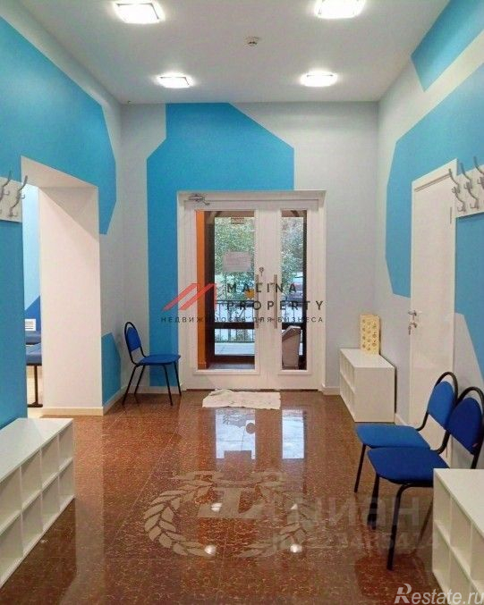 Продажа торгового помещения ул Полоцкая,  д. 23