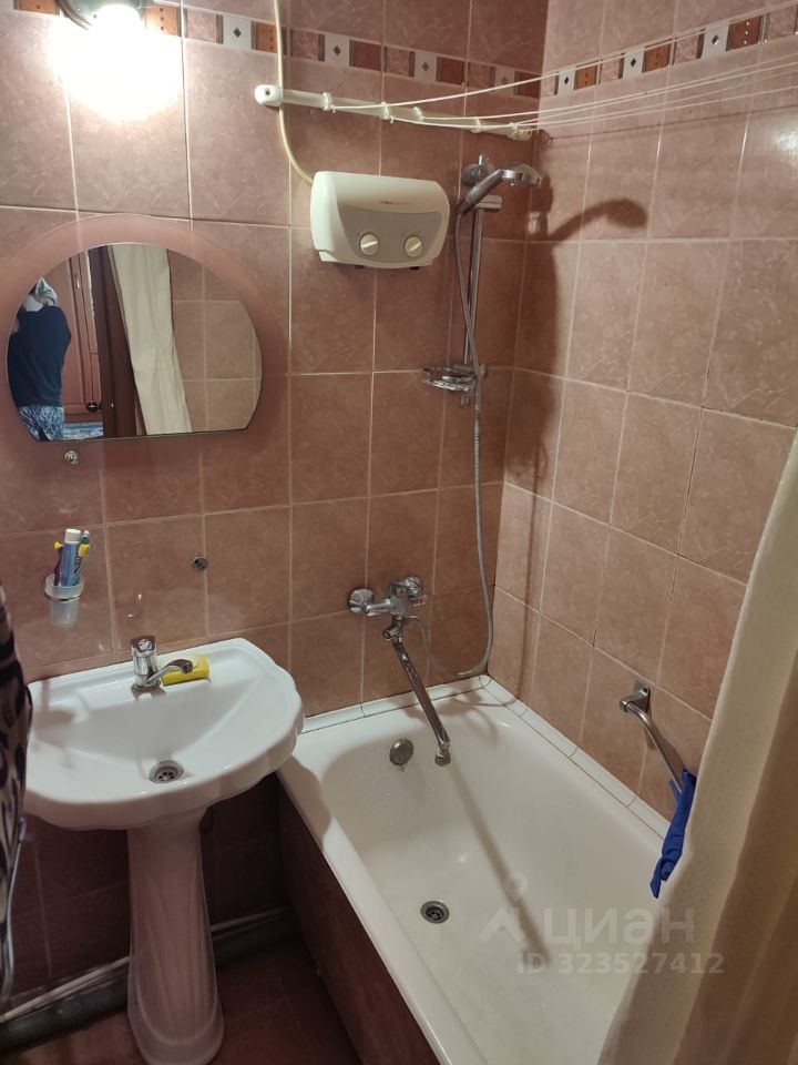 Продажа 2-комн квартиры на вторичном рынке Федеративный проспект, 32К2