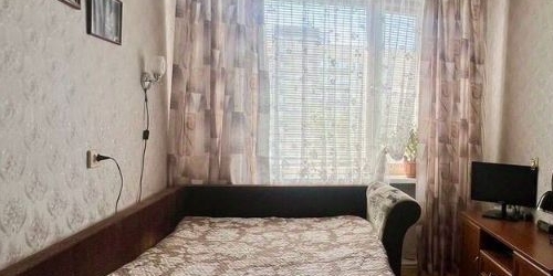 3-комн квартира проспект Большевиков, 4К1