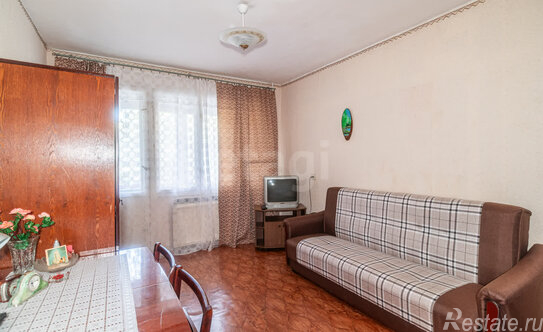 Продажа 1-комн квартиры на вторичном рынке улица Маршала Захарова,  д. 11