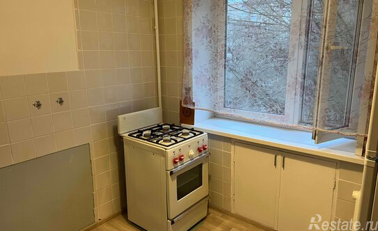 Продажа 2-комн квартиры на вторичном рынке Серпухов, Физкультурная улица,  д. 18