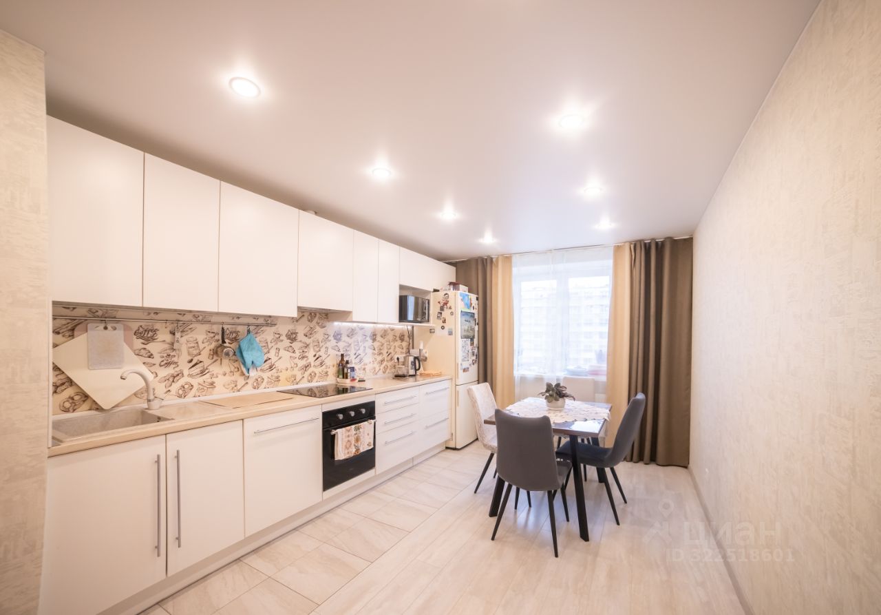 Продажа 3-комн квартиры на вторичном рынке проспект Металлистов, 117