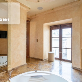 Продажа 2-комн квартиры на вторичном рынке Грибоедова Канала наб,  д. 5