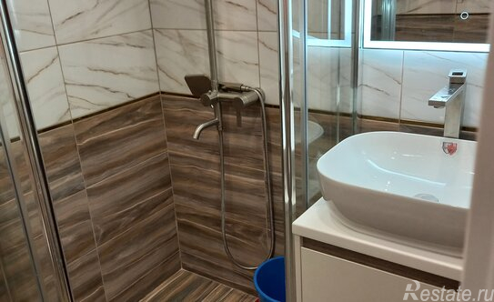 Продажа 3-комн квартиры на вторичном рынке Халтуринская улица,  д. 19