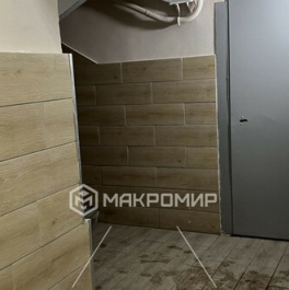Продажа 2-комн квартиры на вторичном рынке улица Вавиловых,  д. 8 к1