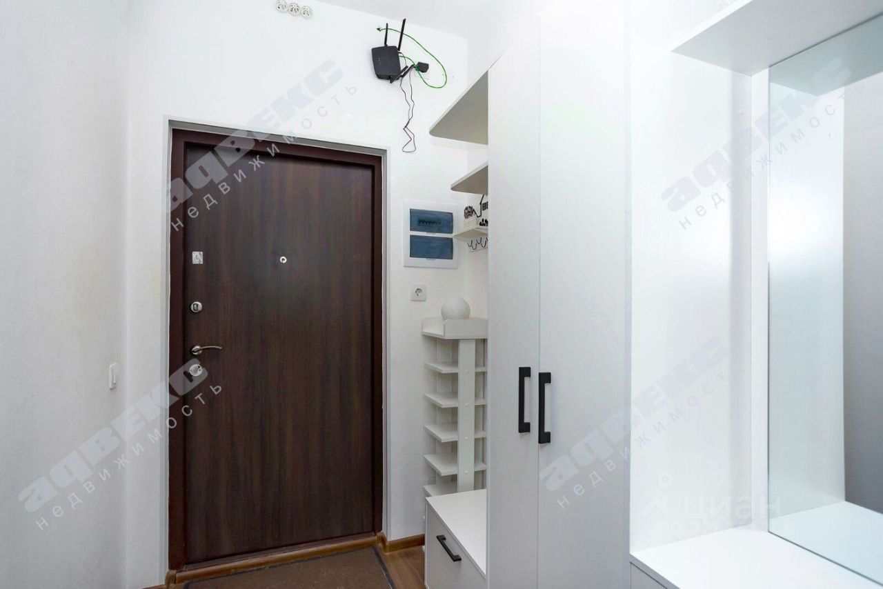 Продажа студии улица Верхне-Каменская,  д. 7к1