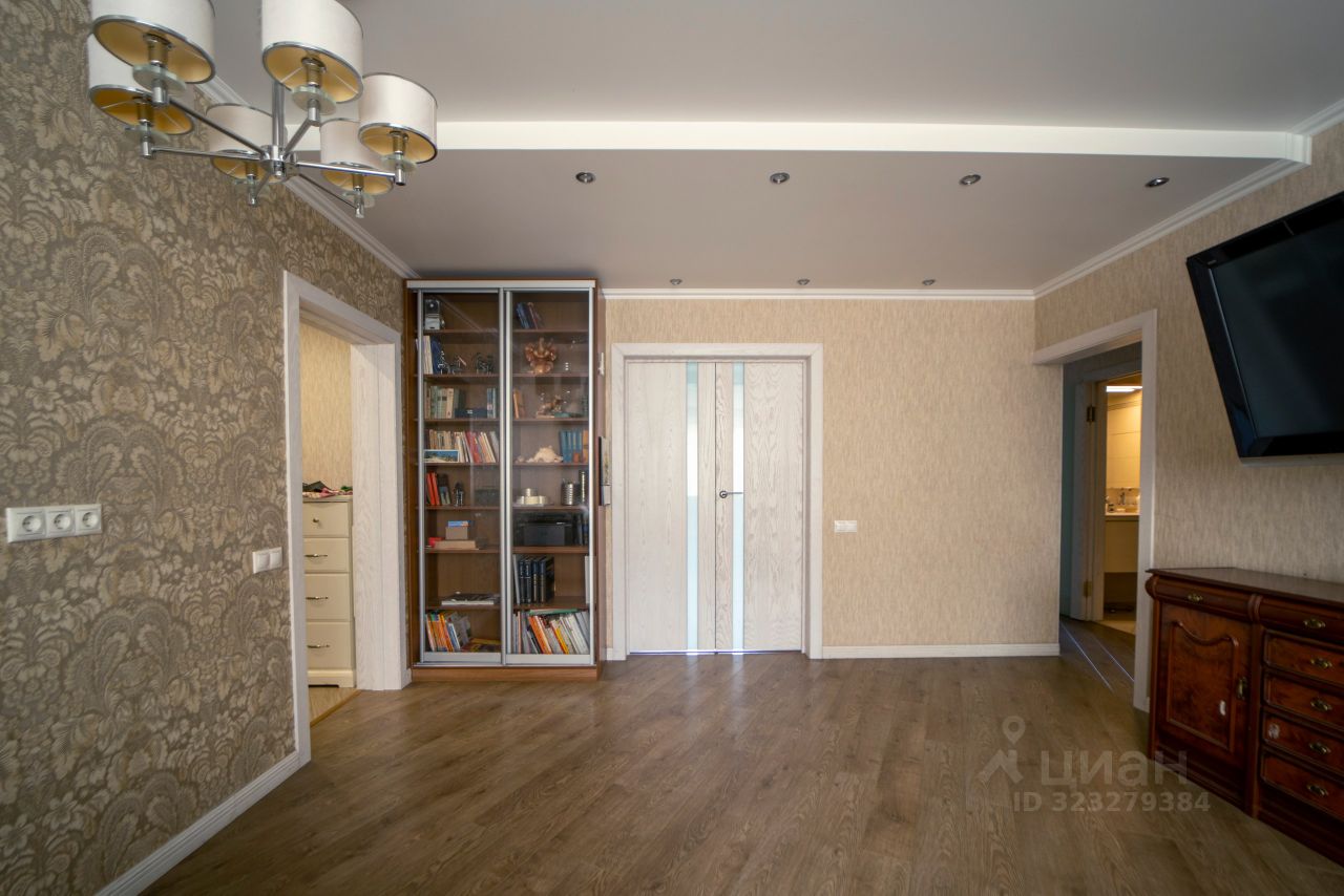 Продажа 3-комн квартиры на вторичном рынке Ратная улица, 16К2