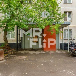 Продажа 1-комн квартиры на вторичном рынке Красноярская улица,  д. 9