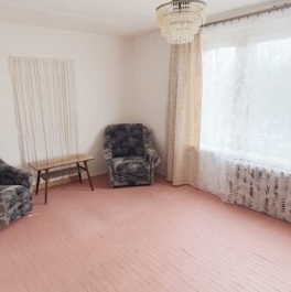 Продажа 2-комн квартиры на вторичном рынке улица Лётчика Пилютова,  д. 13