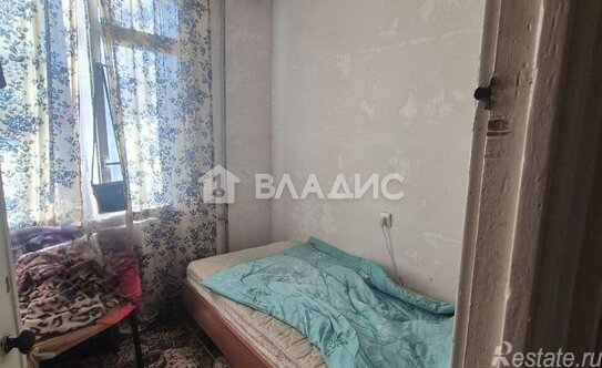 Продажа 3-комн квартиры на вторичном рынке Народного ополчения пр-кт,  д. 83