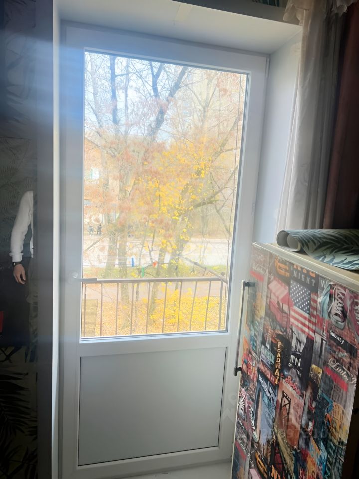 Продажа 3-комн квартиры на вторичном рынке Лобня, улица 40 лет Октября, 5