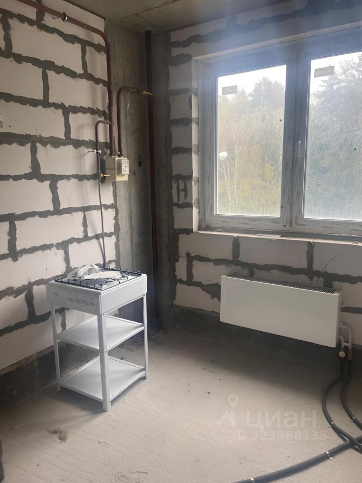 Продажа 1-комн квартиры на вторичном рынке МЖК Изумрудная Долина тер., д. Солманово, улица Елисейская,  д. 13