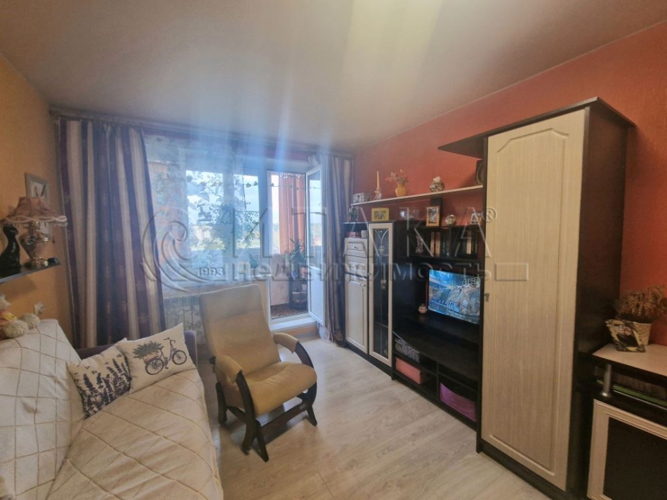 Продажа 1-комн квартиры на вторичном рынке Сланцы, Шахтерской Славы,  д. 22