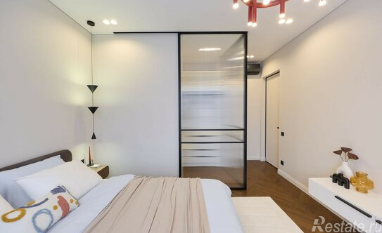 Продажа 2-комн квартиры на вторичном рынке Космодамианская наб