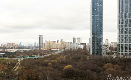 Продажа 3-комн квартиры на вторичном рынке улица Сергея Бондарчука