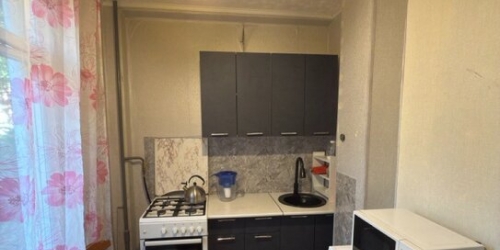 2-комн квартира Замшина улица,  д. 68