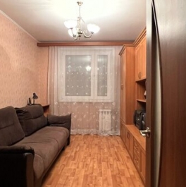 Продажа 2-комн квартиры на вторичном рынке ул Раменки,  д. 8,  к. 1