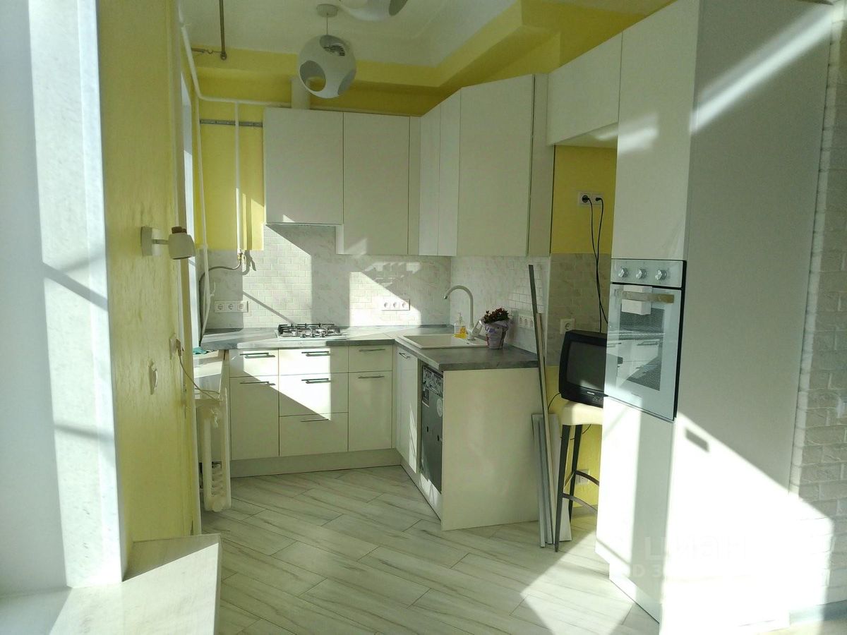 Продажа 3-комн квартиры на вторичном рынке Бакунинская улица, 4-6С2