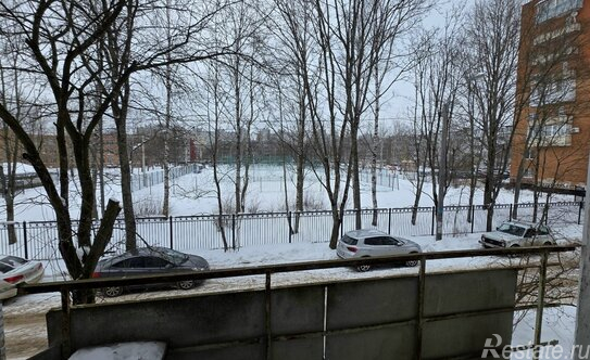 Продажа 2-комн квартиры на вторичном рынке Кириши г, Ленина пр-кт,  д. 33Б