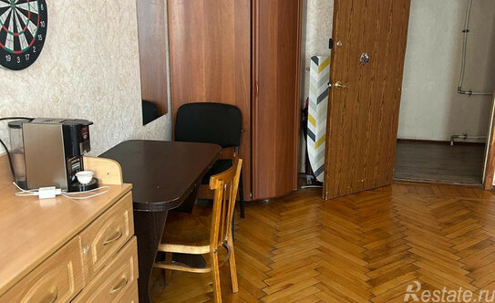 Продажа 5-комн квартиры на вторичном рынке Спасский пер,  д. 10