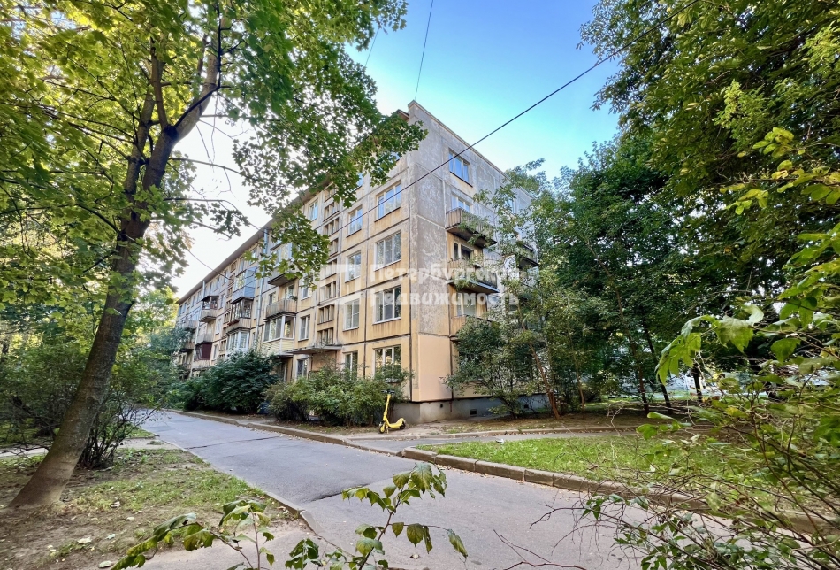 Продажа 2-комн квартиры на вторичном рынке ул Федосеенко, д 23 к А