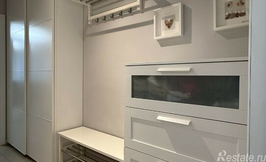 Продажа 4-комн квартиры на вторичном рынке ул Газопровод,  д. 2,  к. 4