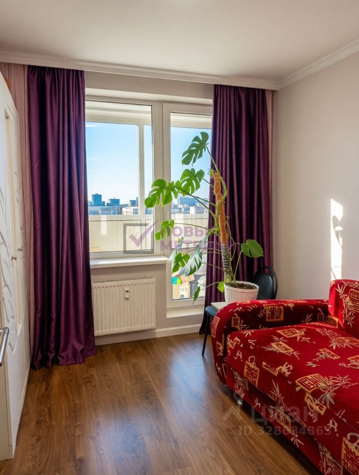 Продажа 3-комн квартиры на вторичном рынке Кудрово г., улица Английская, 2