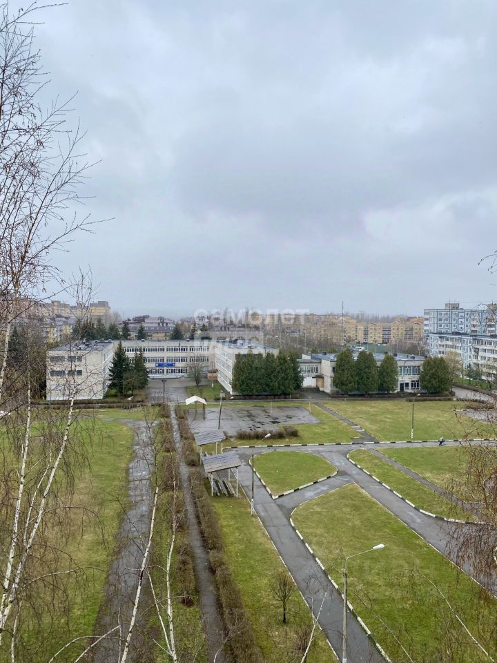 Продажа 1-комн квартиры на вторичном рынке Клин, улица 60 лет Комсомола, 5