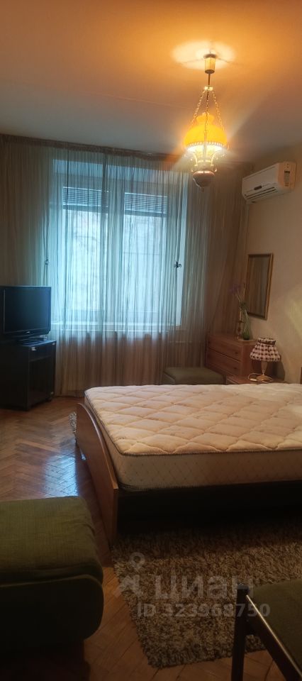 Аренда 2-комн квартиры на вторичном рынке Фрунзенская набережная, 14