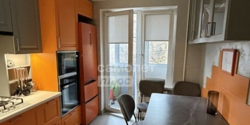 3-комн квартира улица Яблочкова,  д. 36