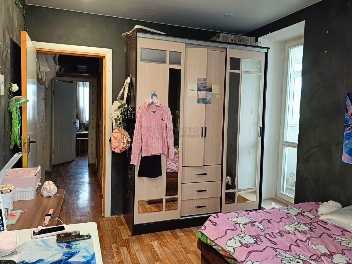 Продажа 4-комн квартиры на вторичном рынке Рождественская улица, 16