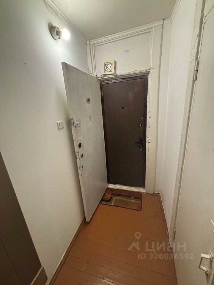 Продажа 2-комн квартиры на вторичном рынке 2-й мкр,  д. 40