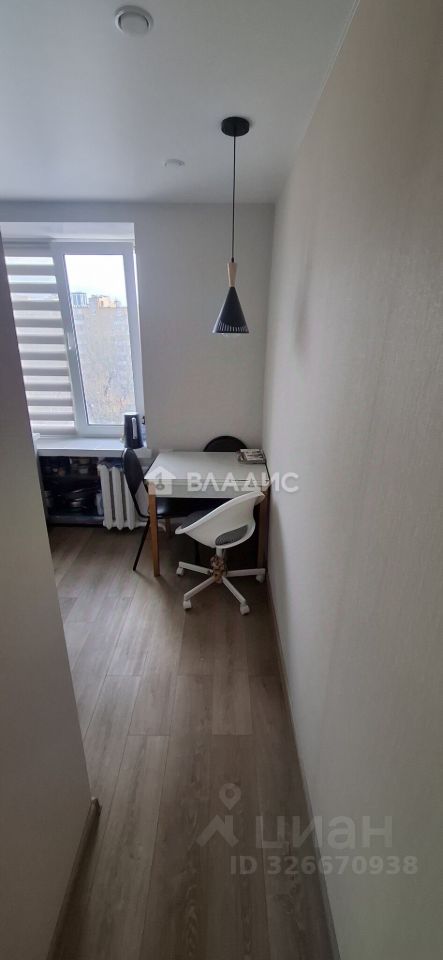 Продажа 2-комн квартиры на вторичном рынке улица Паршина, 31К2