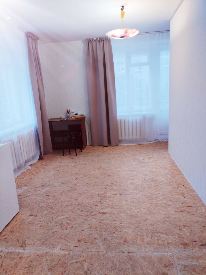 Продажа 1-комн квартиры на вторичном рынке пос. Парголово, улица Первого Мая, 81