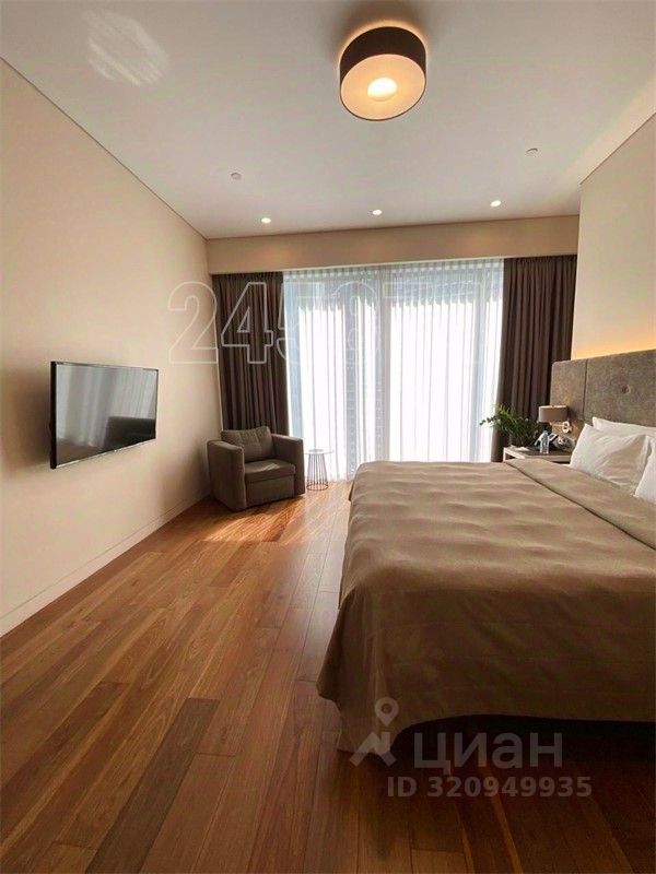 Аренда 2-комн квартиры на вторичном рынке 1-й Красногвардейский проезд, 21с2