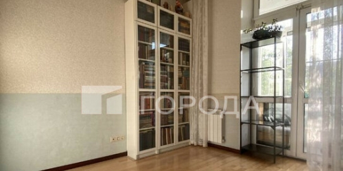 3-комн квартира улица Лобанова,  д. 4