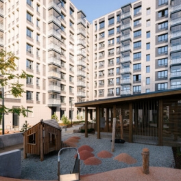 Продажа 2-комн квартиры на вторичном рынке Лисичанская улица,  д. 22 с1