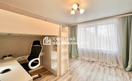 Продажа 2-комн квартиры на вторичном рынке Кондратьевский пр-кт,  д. 83 к2