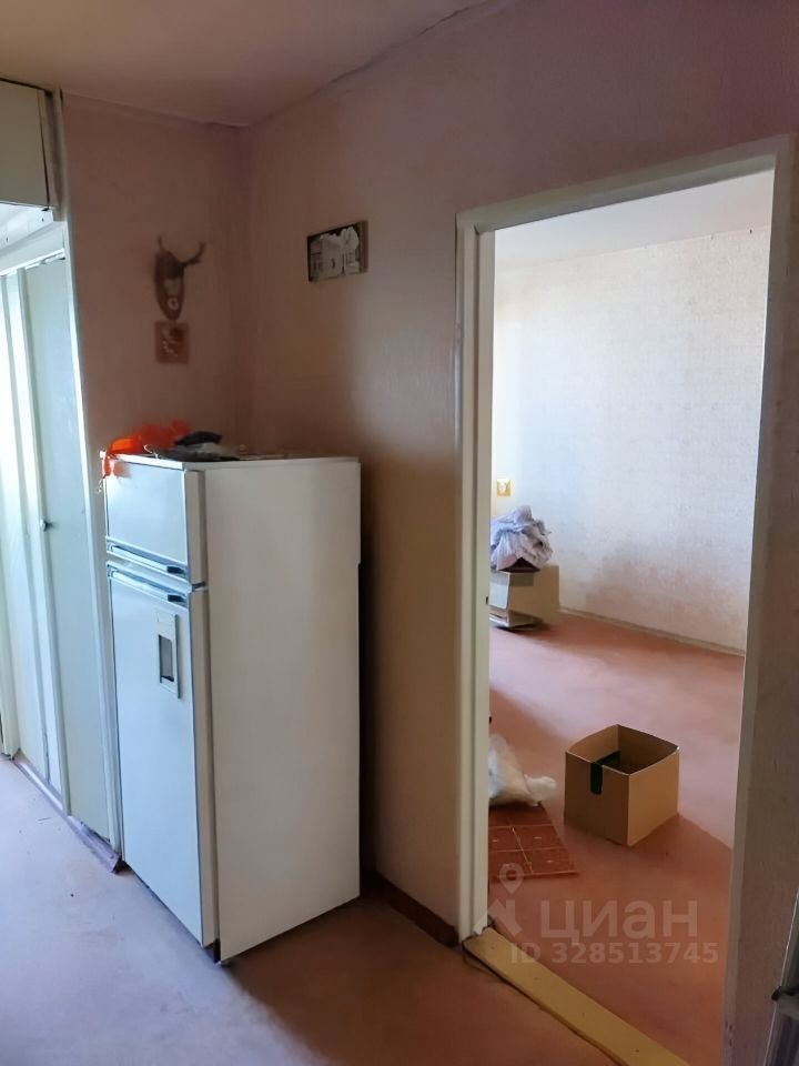 Продажа 1-комн квартиры на вторичном рынке Луга, проспект Володарского, 42