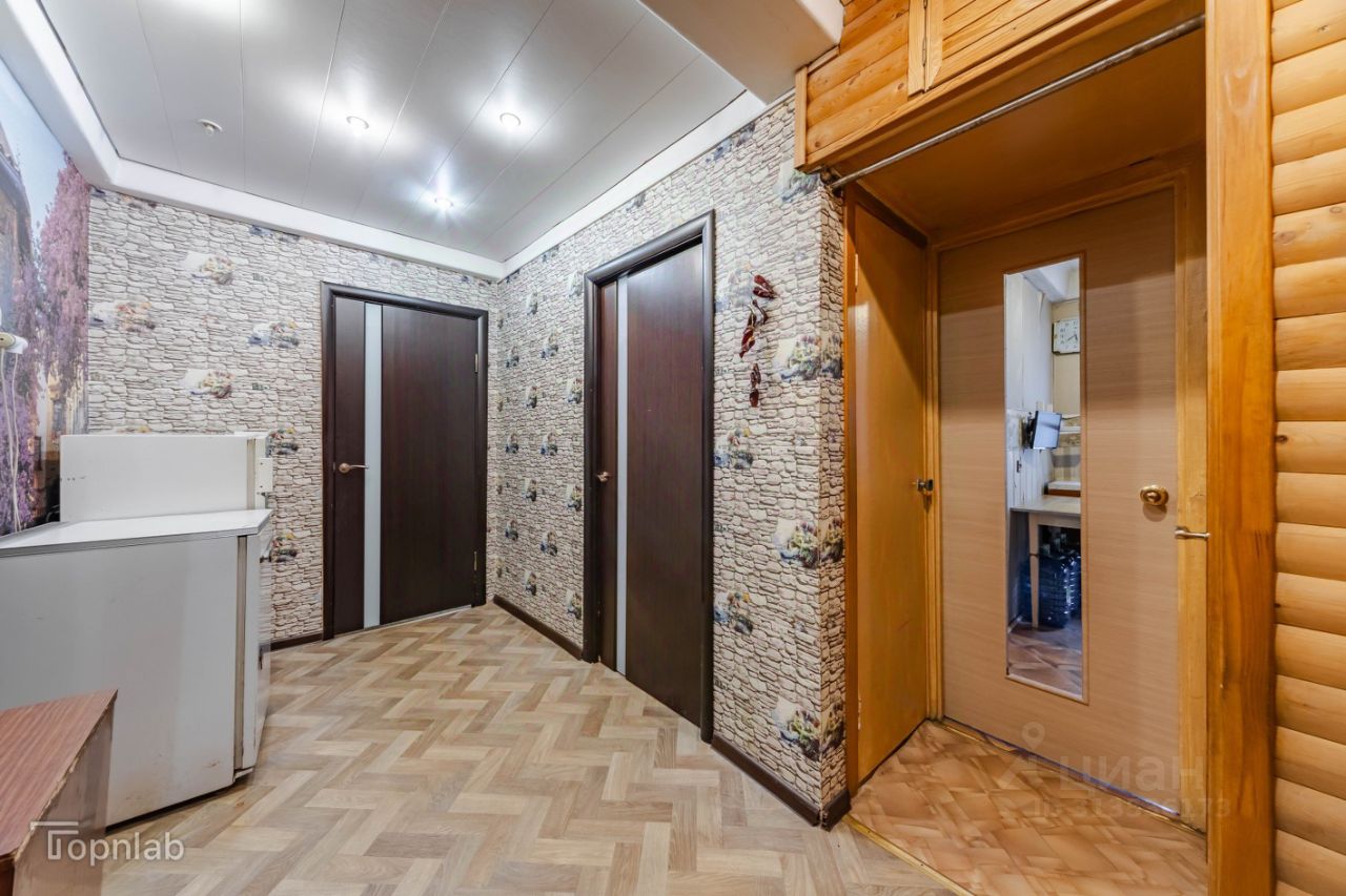 Продажа 4-комн квартиры на вторичном рынке улица Сикейроса, 21к1А