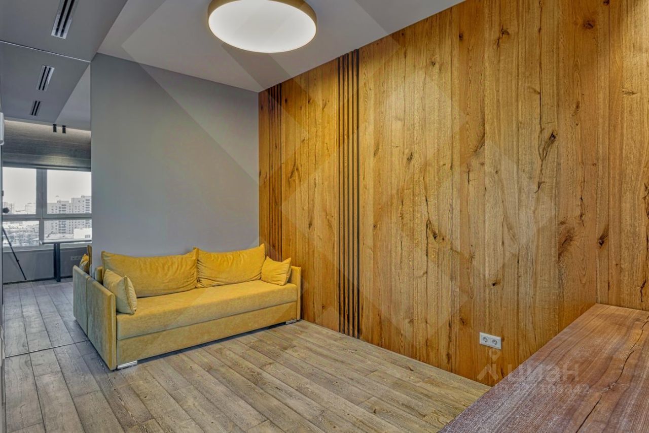 Продажа 3-комн квартиры на вторичном рынке Мантулинская улица, 9к5