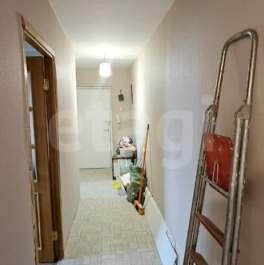 Продажа 3-комн квартиры на вторичном рынке Просвещения пр-кт,  д. 84,  к. 1