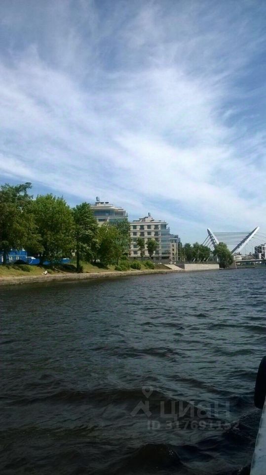 Продажа 3-комн квартиры на вторичном рынке Спортивная улица, 2