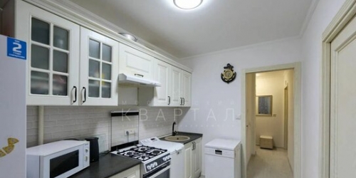 2-комн квартира ул Новаторов,  д. 40,  к. 14