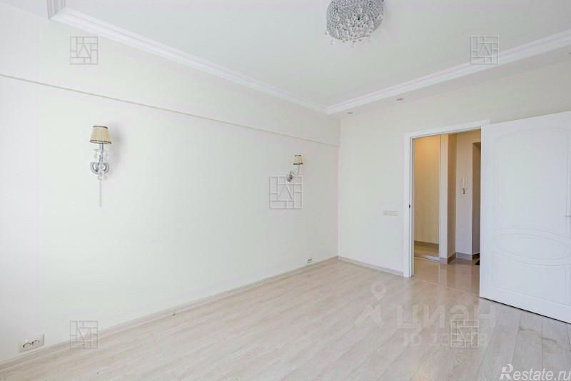 Продажа 2-комн квартиры на вторичном рынке Краснопрудная улица,  д. 1