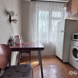 Аренда 1-комн квартиры на вторичном рынке улица Медиков,  д. 6