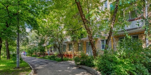 2-комн квартира улица Мельникова,  д. 15/10