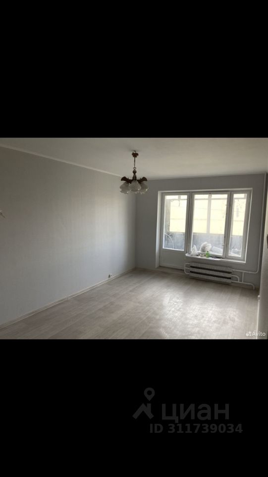 Продажа 2-комн квартиры на вторичном рынке Витебская улица, 8К1