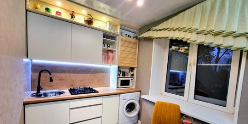 2-комн квартира Новаторов б-р,  д. 100